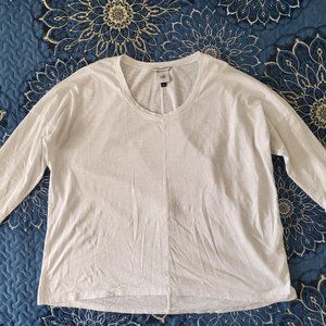 CABI WHITE EVERYDAY TEE LARGE HI/LO